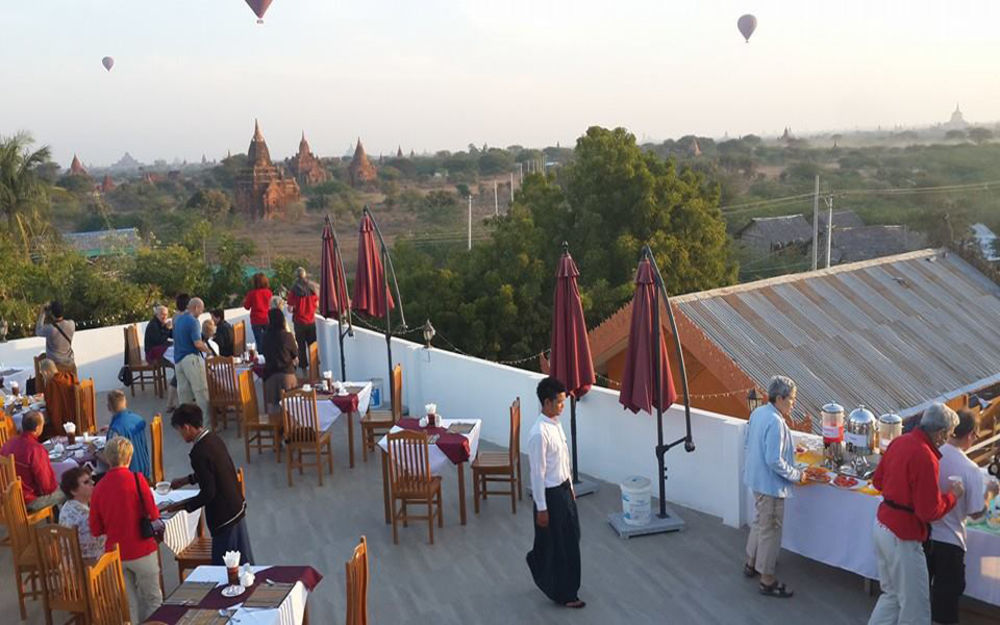 Manisanda Hotel Bagan Exteriör bild