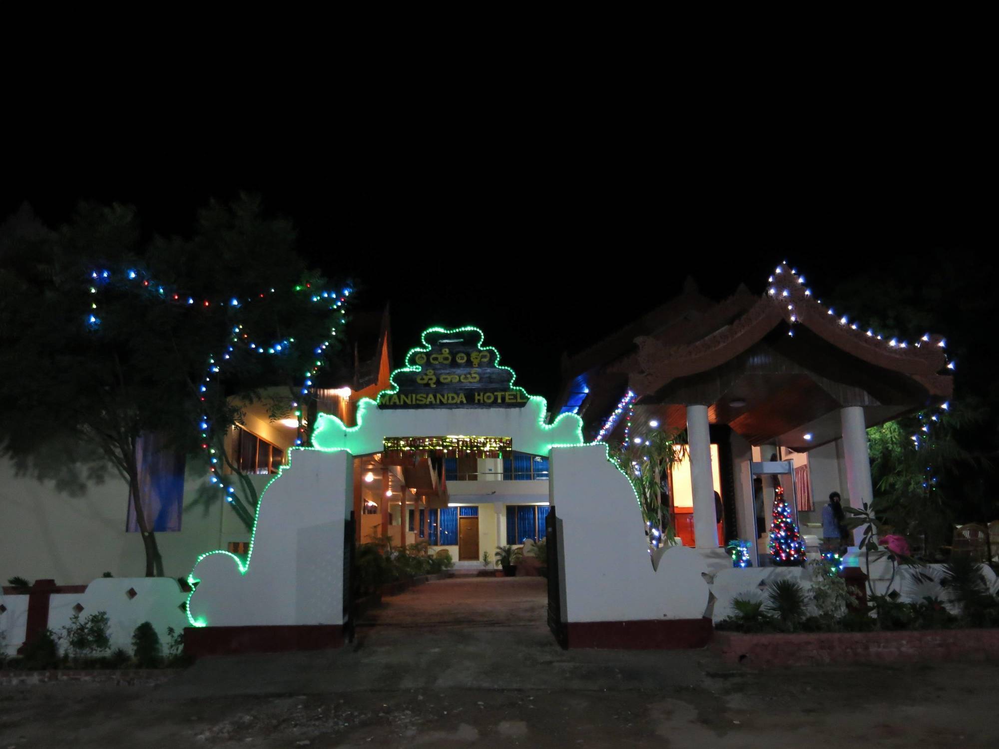 Manisanda Hotel Bagan Exteriör bild
